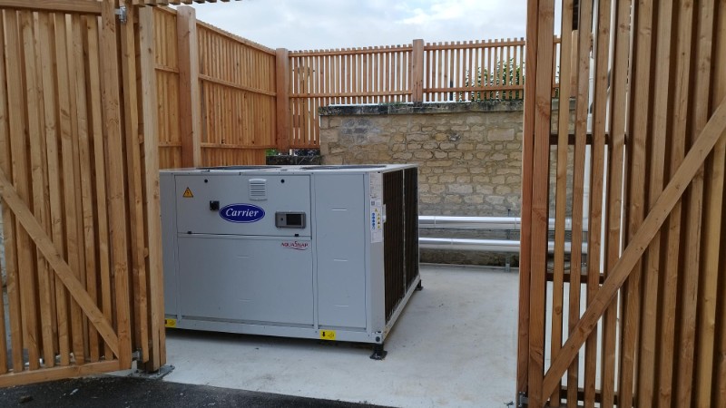 RENOVATION THERMIQUE ET ENERGETIQUE D’UNE ECOLE DE 8 CLASSES RENOVATION THERMIQUE ET ENERGETIQUE D’UNE ECOLE DE 8 CLASSES