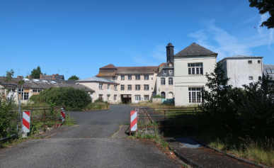Réhabilitation de l’ancien hôpital en hôtel de 29 chambres à PONT L'EVEQUE (14)