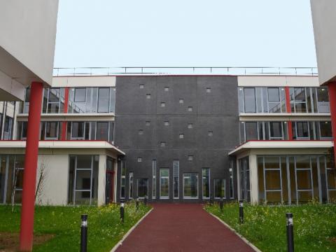 Construction d'un Etablissement Hospitalier pour Personnes Agées Dépendantes (EHPAD) de 96 Chambres à Louvigny (14)